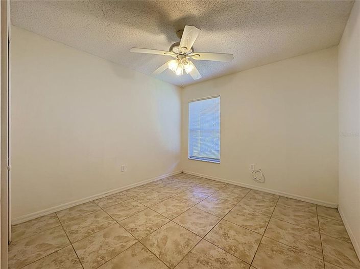 Image No.32-3 Bed House for sale