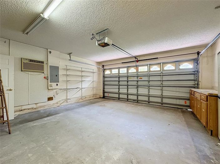 Image No.39-3 Bed House for sale