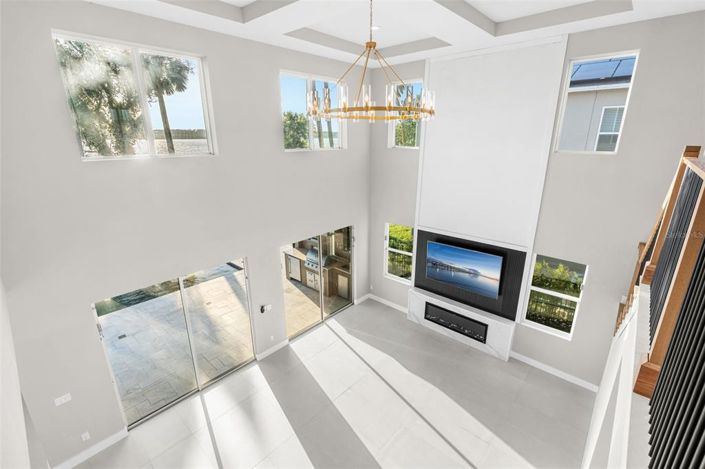 Image No.26-5 Bed House for sale