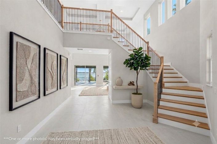Image No.9-5 Bed House for sale