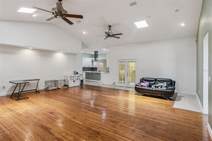 Image No.8-Maison de 5 chambres à vendre à Saint John
