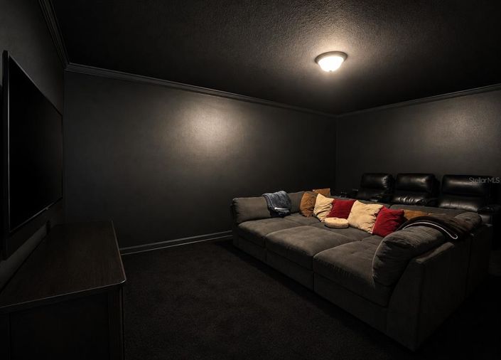 Image No.14-6 Bed House for sale