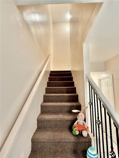 Image No.19-6 Bed House for sale