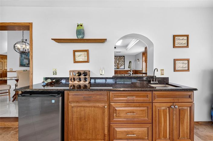 Image No.14-2 Bed House for sale