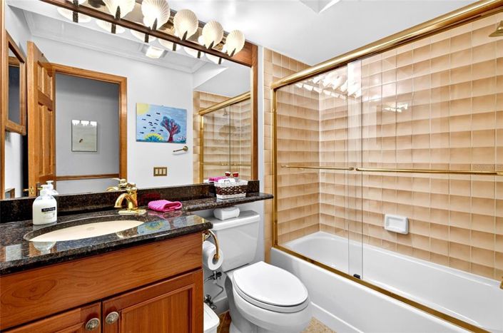 Image No.23-2 Bed House for sale