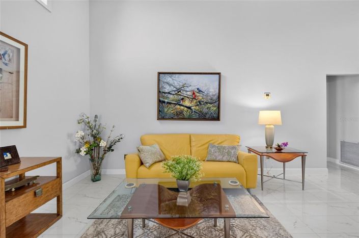 Image No.7-2 Bed House for sale