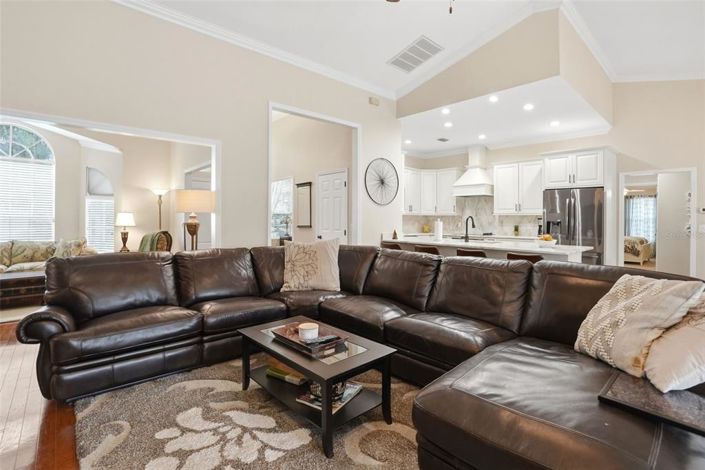 Image No.7-4 Bed House for sale