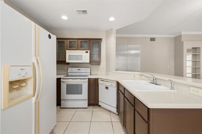 Image No.28-2 Bed Apartment for sale