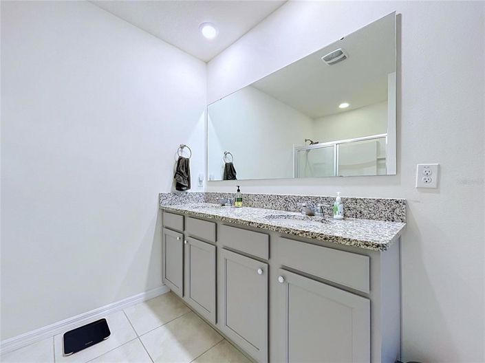 Image No.29-3 Bed House for sale