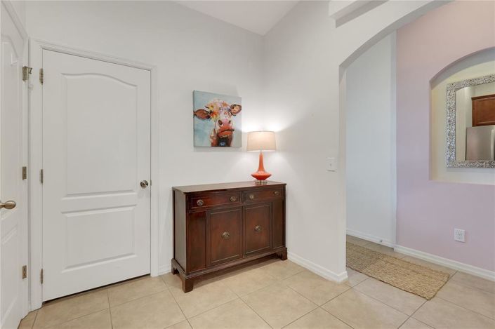 Image No.9-3 Bed House for sale