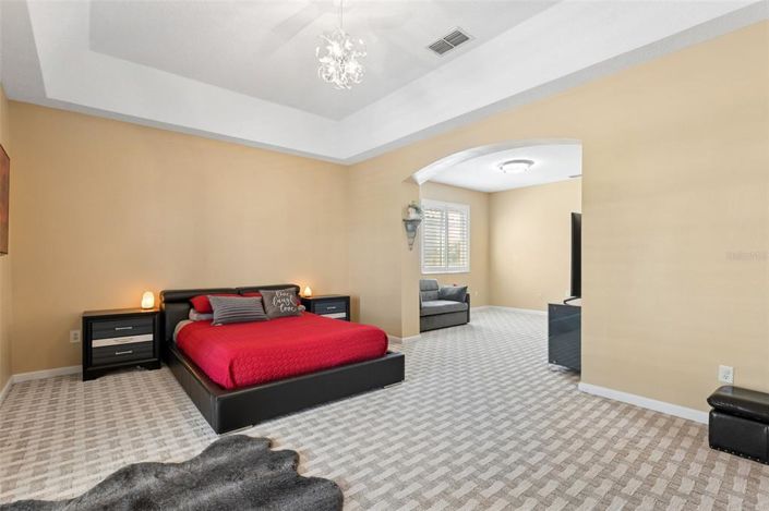 Image No.21-4 Bed House for sale