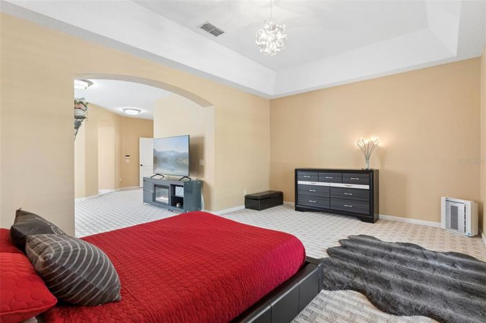 Image No.22-4 Bed House for sale
