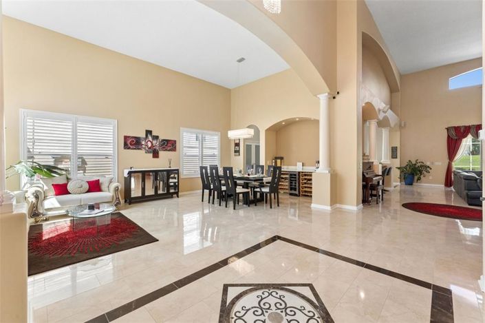 Image No.4-4 Bed House for sale