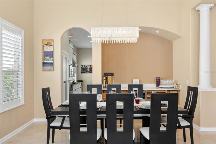 Image No.9-4 Bed House for sale