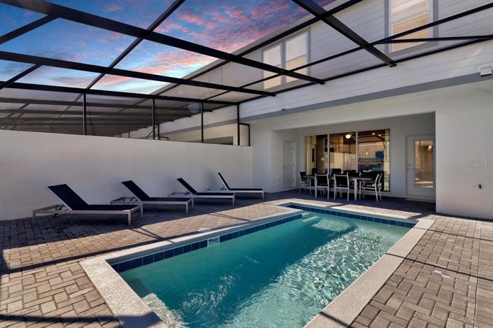 Image No.2-5 Bed Townhouse for sale
