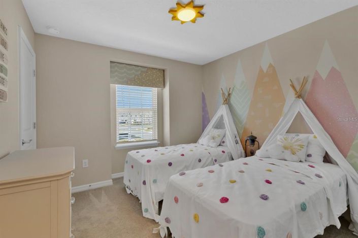 Image No.24-5 Bed Townhouse for sale
