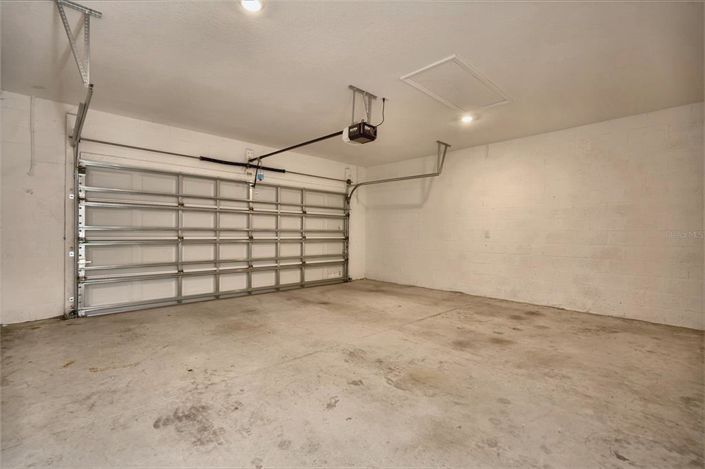 Image No.23-4 Bed House for sale