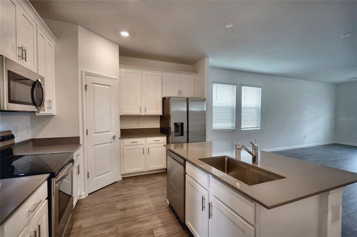 Image No.5-4 Bed House for sale