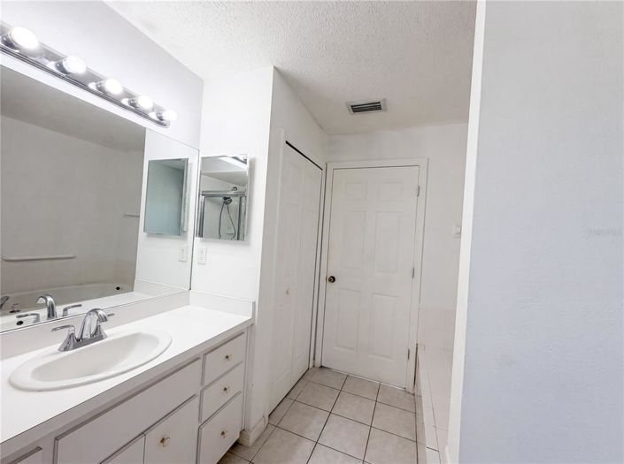Image No.21-3 Bed House for sale