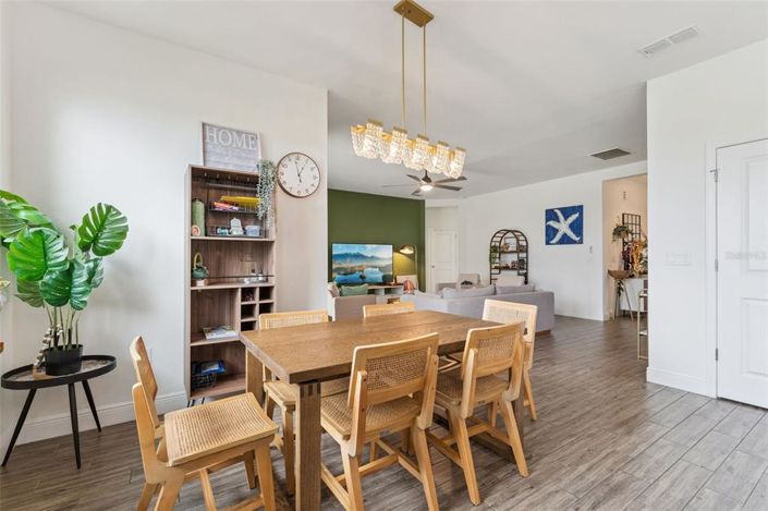 Image No.14-5 Bed House for sale