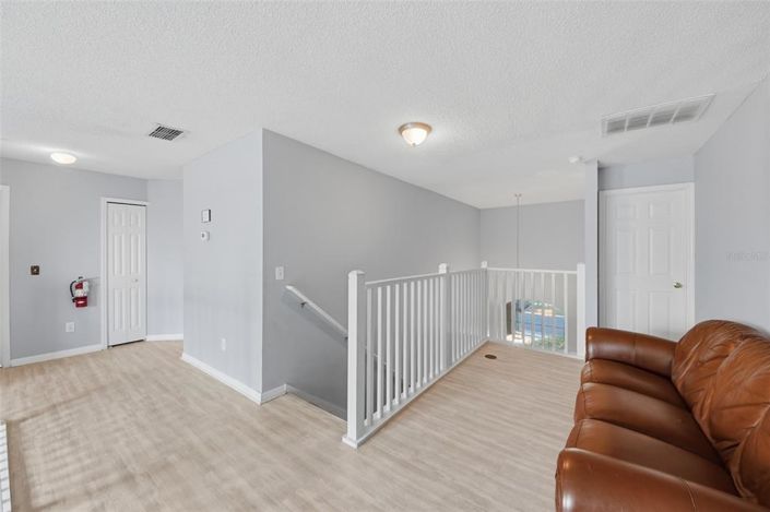 Image No.13-7 Bed House for sale