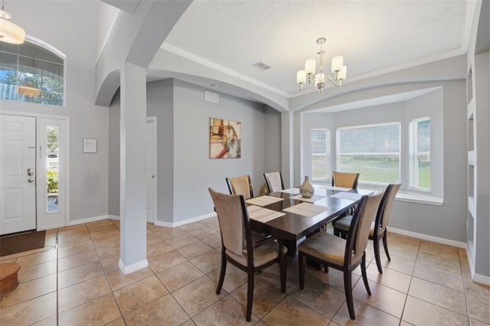 Image No.5-7 Bed House for sale