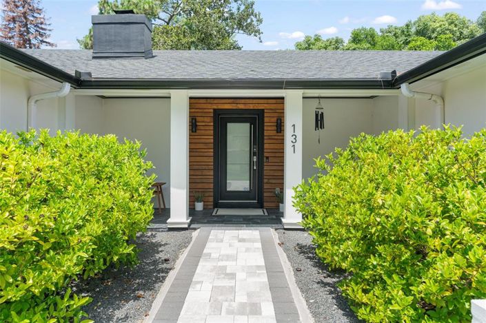 Image No.3-5 Bed House for sale
