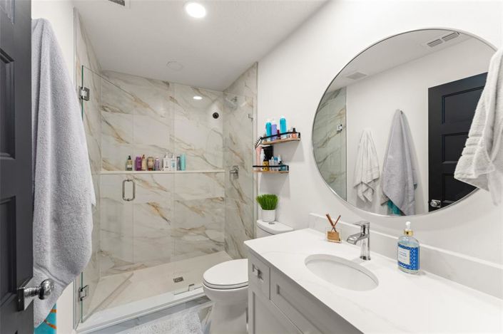 Image No.30-5 Bed House for sale