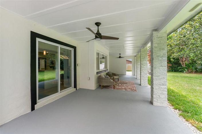Image No.41-5 Bed House for sale