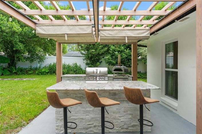 Image No.42-5 Bed House for sale