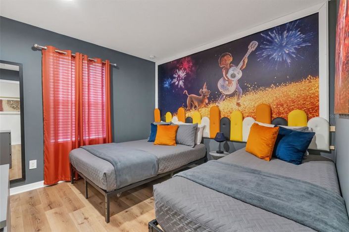 Image No.6-3 Bed Townhouse for sale