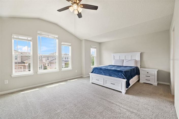 Image No.40-4 Bed House for sale
