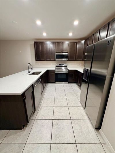 Image No.8-3 Bed Townhouse for sale