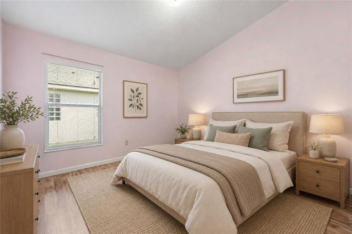 Image No.16-4 Bed House for sale
