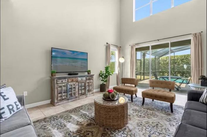 Image No.4-5 Bed House for sale