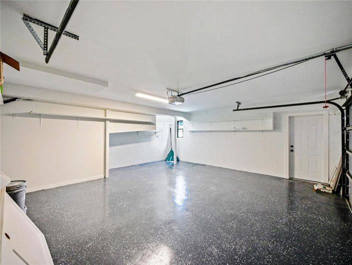 Image No.16-5 Bed House for sale