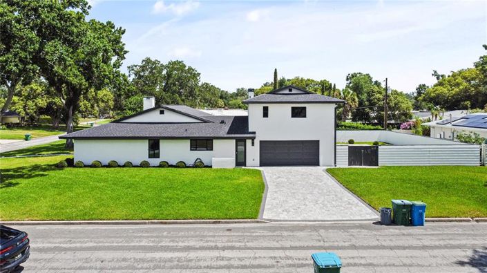 Image No.2-5 Bed House for sale