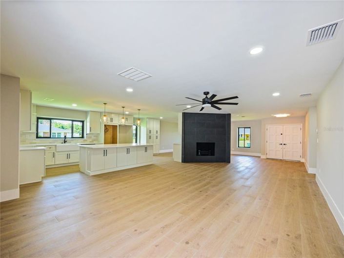 Image No.4-5 Bed House for sale