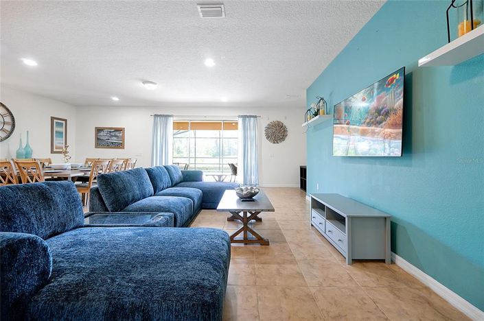 Image No.6-9 Bed House for sale