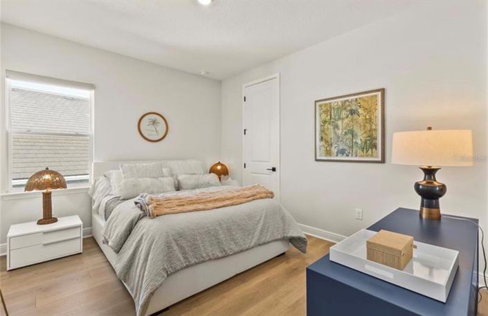Image No.20-4 Bed House for sale