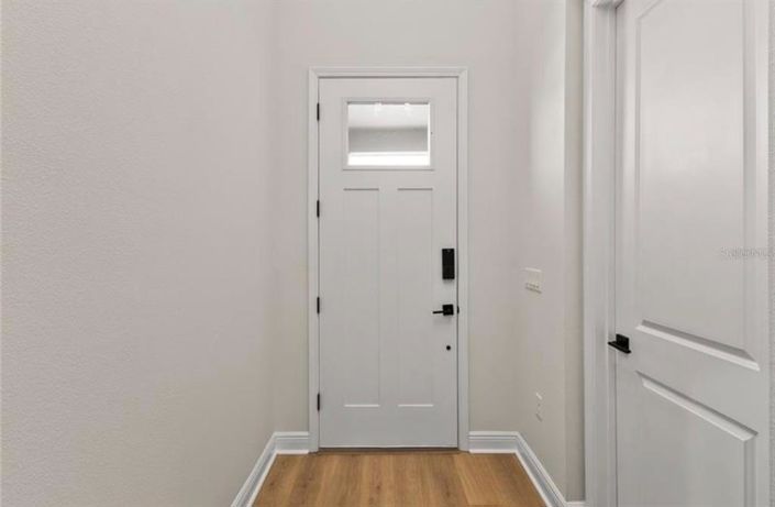 Image No.3-4 Bed House for sale