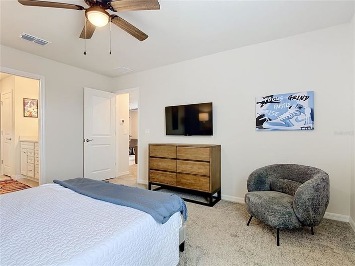 Image No.37-5 Bed House for sale