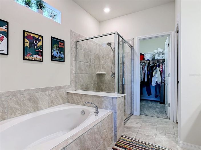 Image No.39-5 Bed House for sale