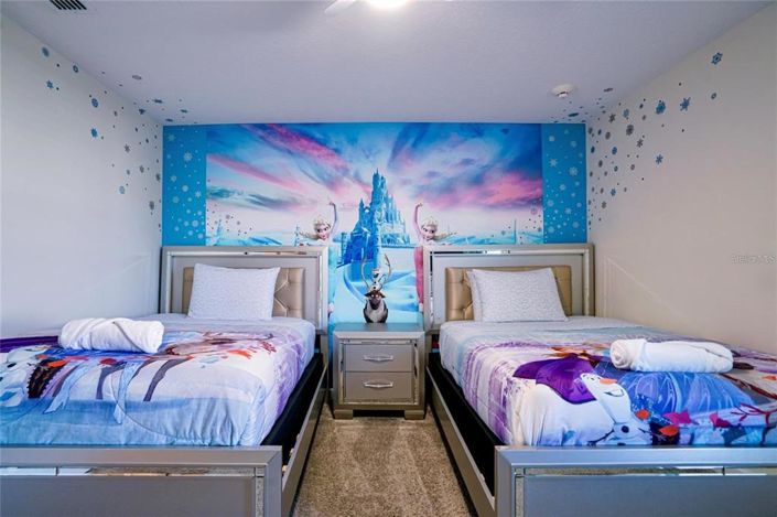 Image No.13-8 Bed House for sale