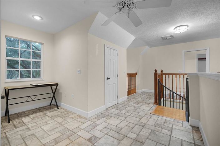 Image No.23-3 Bed House for sale