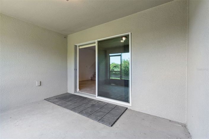 Image No.23-3 Bed Townhouse for sale