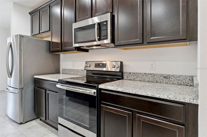 Image No.6-3 Bed Townhouse for sale
