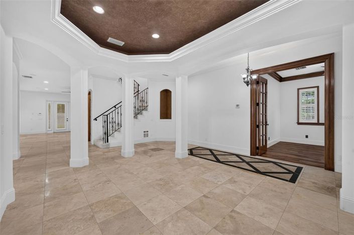 Image No.8-4 Bed House for sale