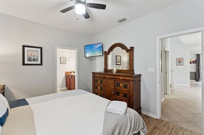 Image No.16-6 Bed House for sale