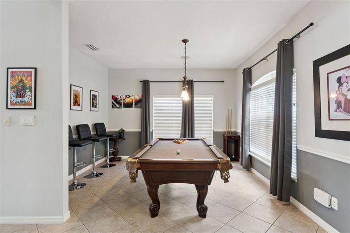 Image No.4-6 Bed House for sale